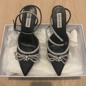 Steve Madden Viable Pump